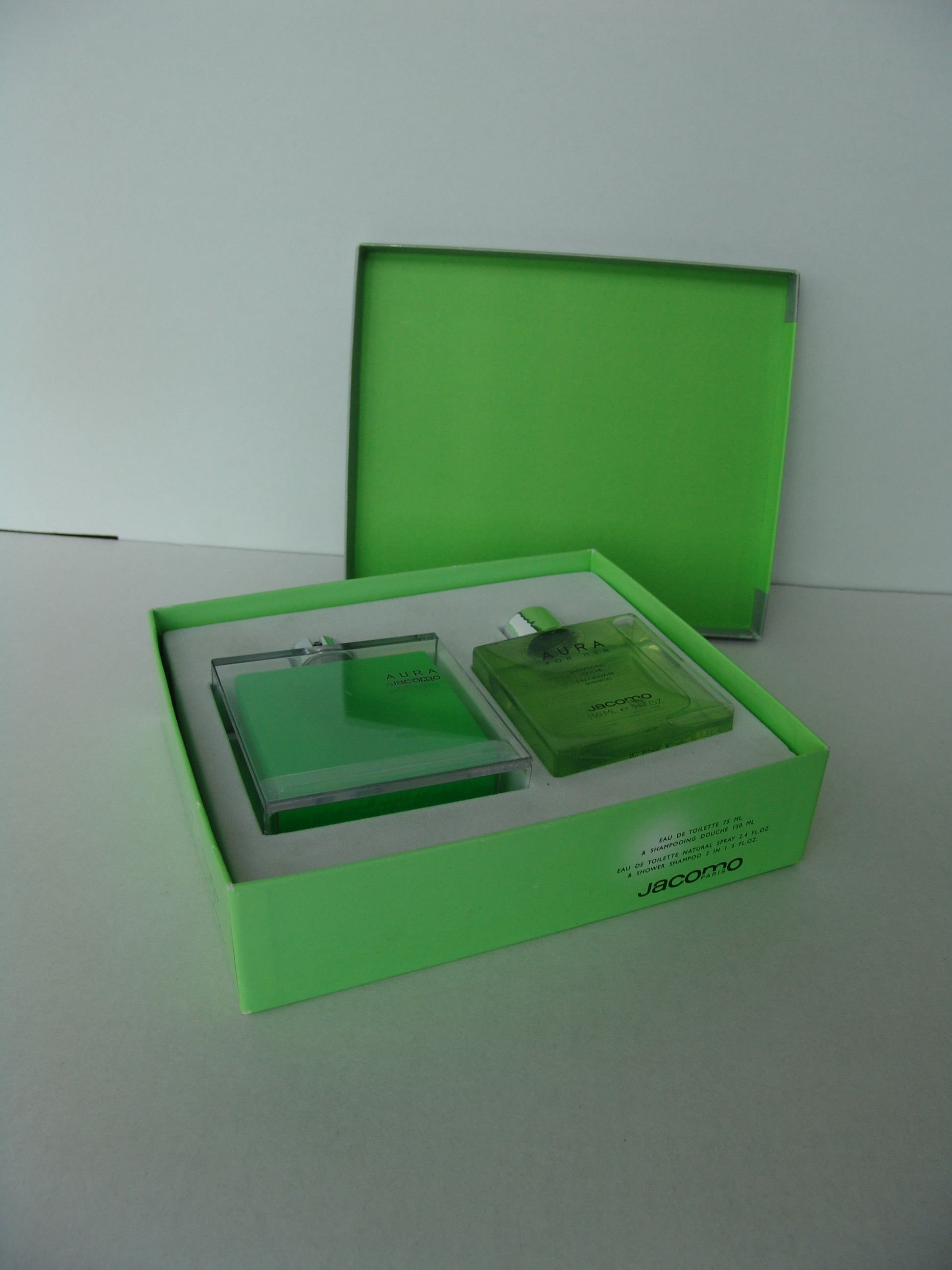Le thermoformage, déclinable dans de nombreux coloris et matériaux permet d'assurer un conditionneme...